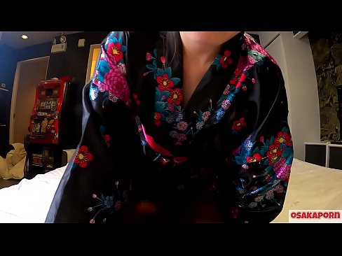 ❤️ Jong cosplay meisje houdt van seks tot orgasme met een squirt in een paardenvrouwtje en een blowjob. Aziatisch meisje met harig kutje en mooie tieten in traditioneel Japans kostuum in amateur video waarin masturbatie met neukspeeltjes wordt getoond. Sakura 3 OSAKAPORN. ❤️❌ Quality porn at us ️❤