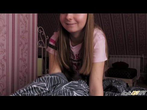 ❤️ Blondie zuigt haar BFF's diep en krijgt Cum in haar mond ❤️❌ Quality porn at us ️❤